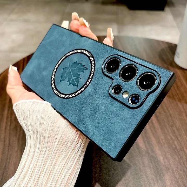 Hot Sale Retro Leather Maple Leaf Luxury Magnetic Mobile Phone Cases for Samsung S25 S24 Ultra S23 FE S22 Plus S21 Note 20 Case